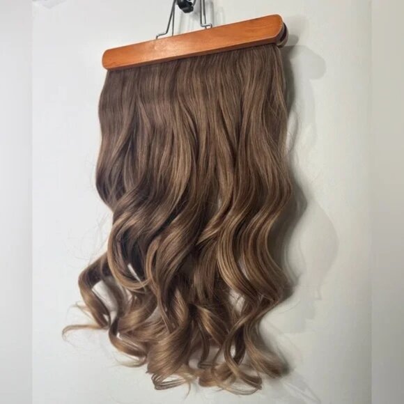 20” Human Hair Blend Clip-In Extensions – Wavy Natural Brown with Caramel Ombre - Picture 8 of 8